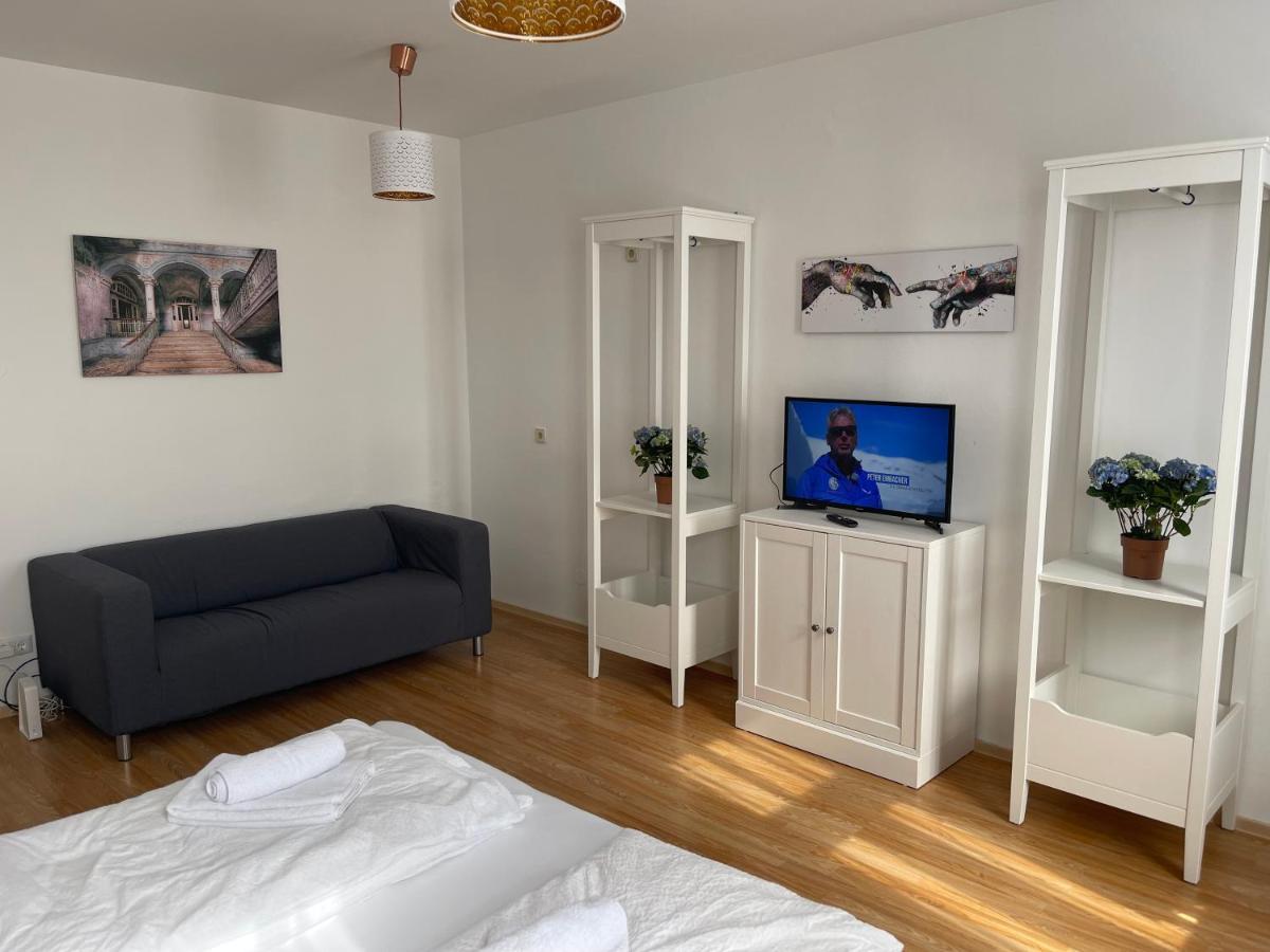 Peaceful Apartment For 4 ウィーン エクステリア 写真
